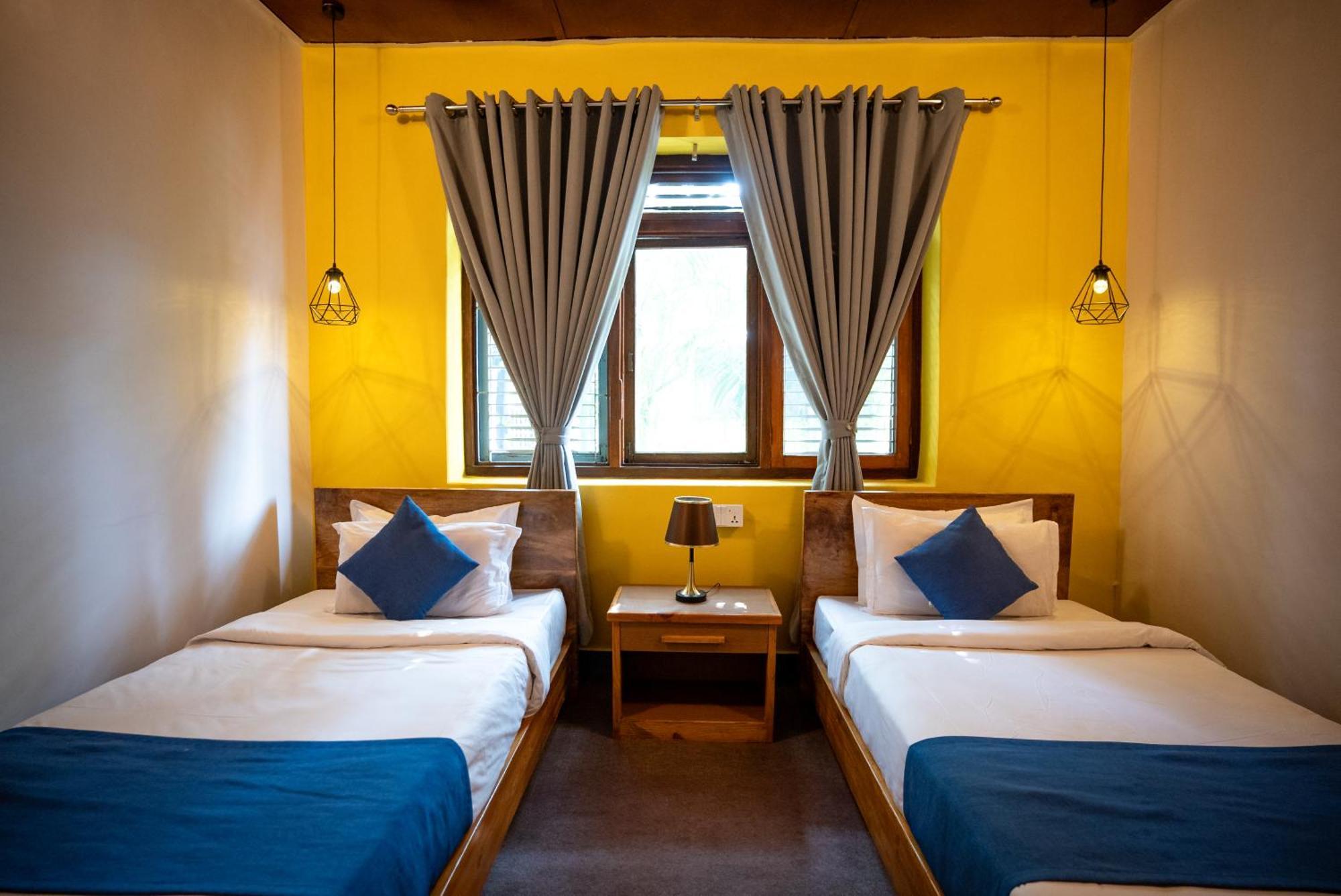 Gaurishankar Backpackers Hostel Pokhara Zewnętrze zdjęcie