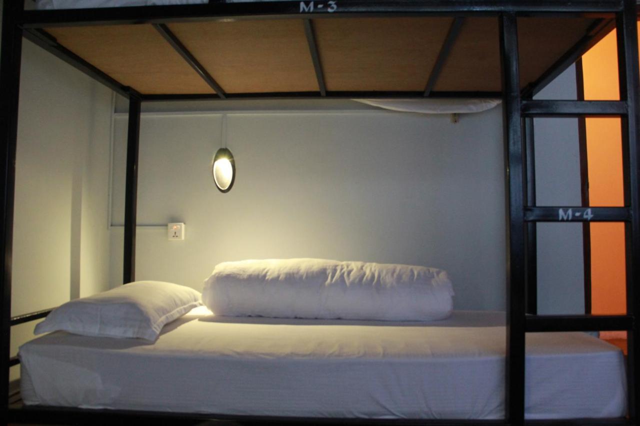 Gaurishankar Backpackers Hostel Pokhara Zewnętrze zdjęcie