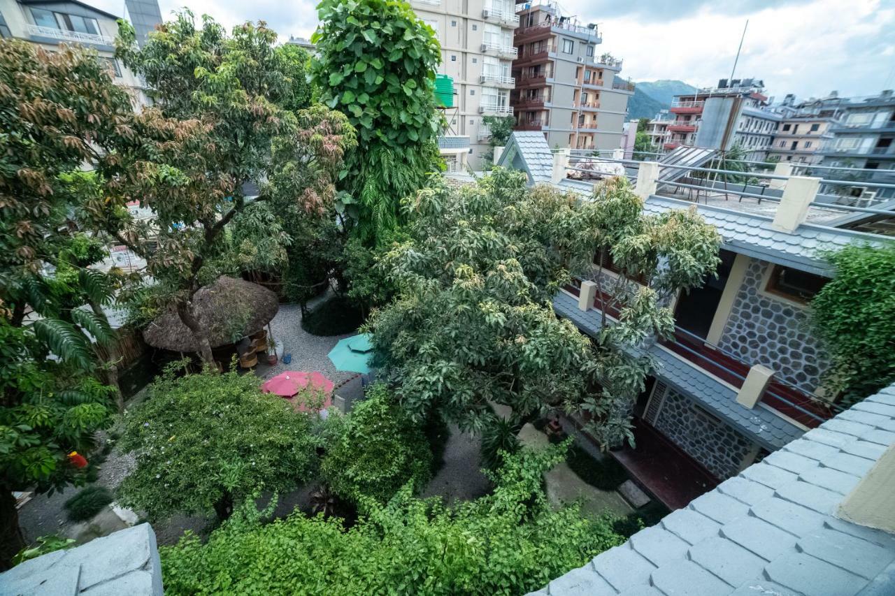 Gaurishankar Backpackers Hostel Pokhara Zewnętrze zdjęcie