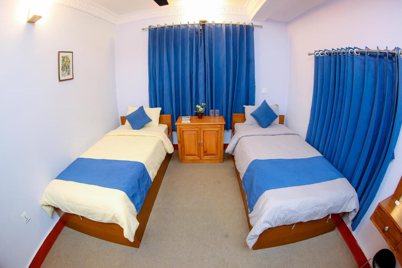 Gaurishankar Backpackers Hostel Pokhara Zewnętrze zdjęcie