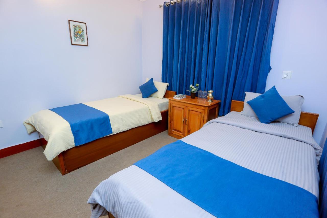 Gaurishankar Backpackers Hostel Pokhara Zewnętrze zdjęcie